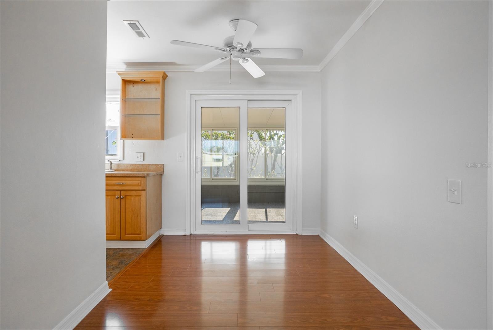 9317 CRESTVIEW ST, SEMINOLE, FL, 33772