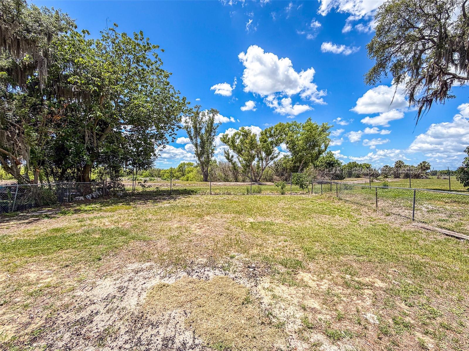 225 W NORTHSIDE DR, LAKE WALES, FL, 33853
