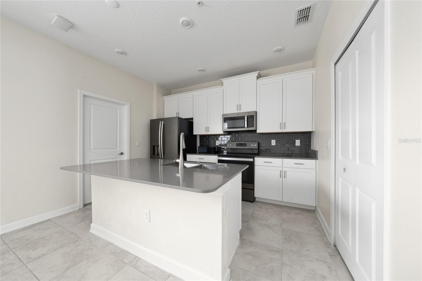 12124 SONNET AVE, ORLANDO, FL, 32832