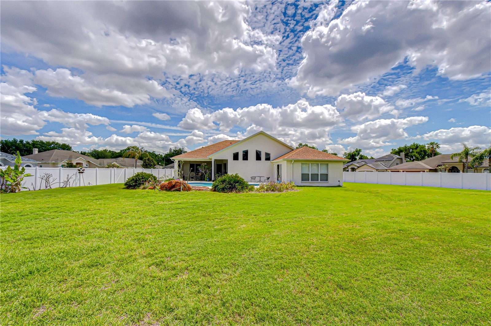 2833 MOSSY TIMBER TRL, VALRICO, FL, 33596
