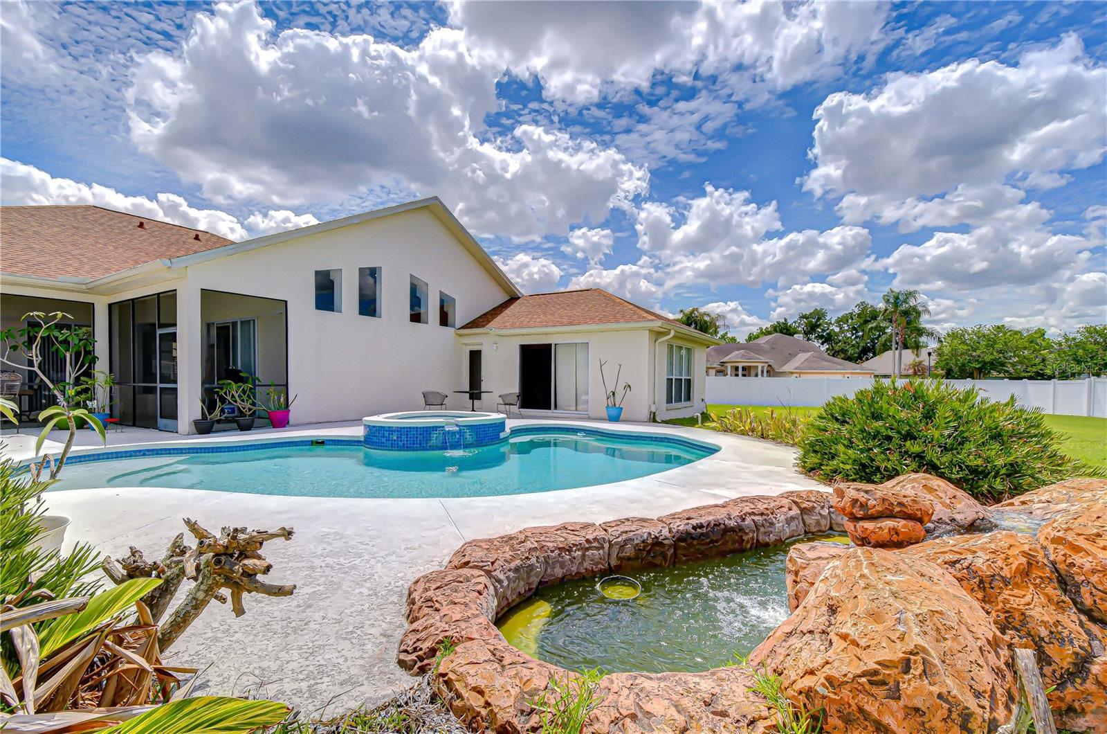 2833 MOSSY TIMBER TRL, VALRICO, FL, 33596