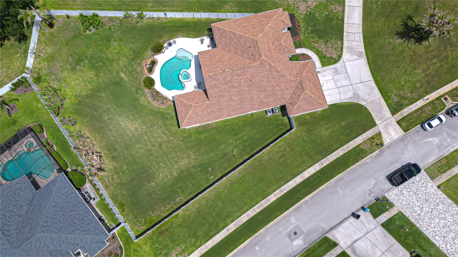 2833 MOSSY TIMBER TRL, VALRICO, FL, 33596