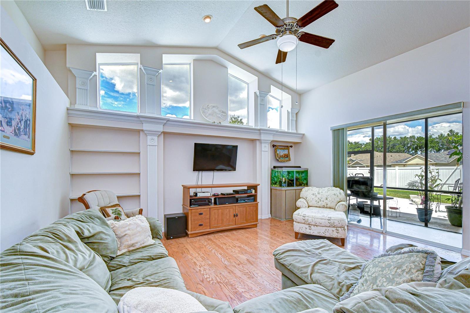 2833 MOSSY TIMBER TRL, VALRICO, FL, 33596