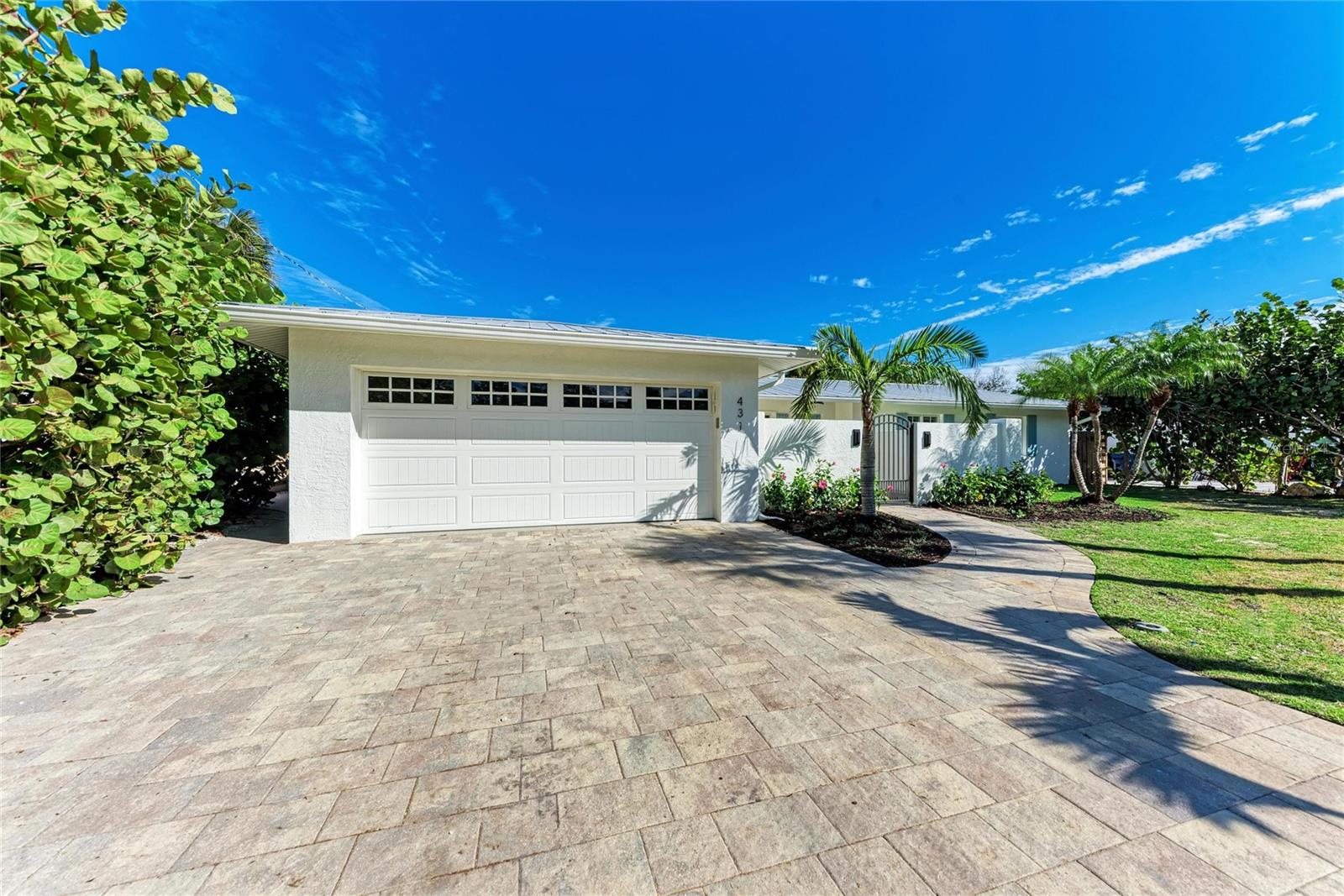 431 ISLAND CIR, SARASOTA, FL, 34242