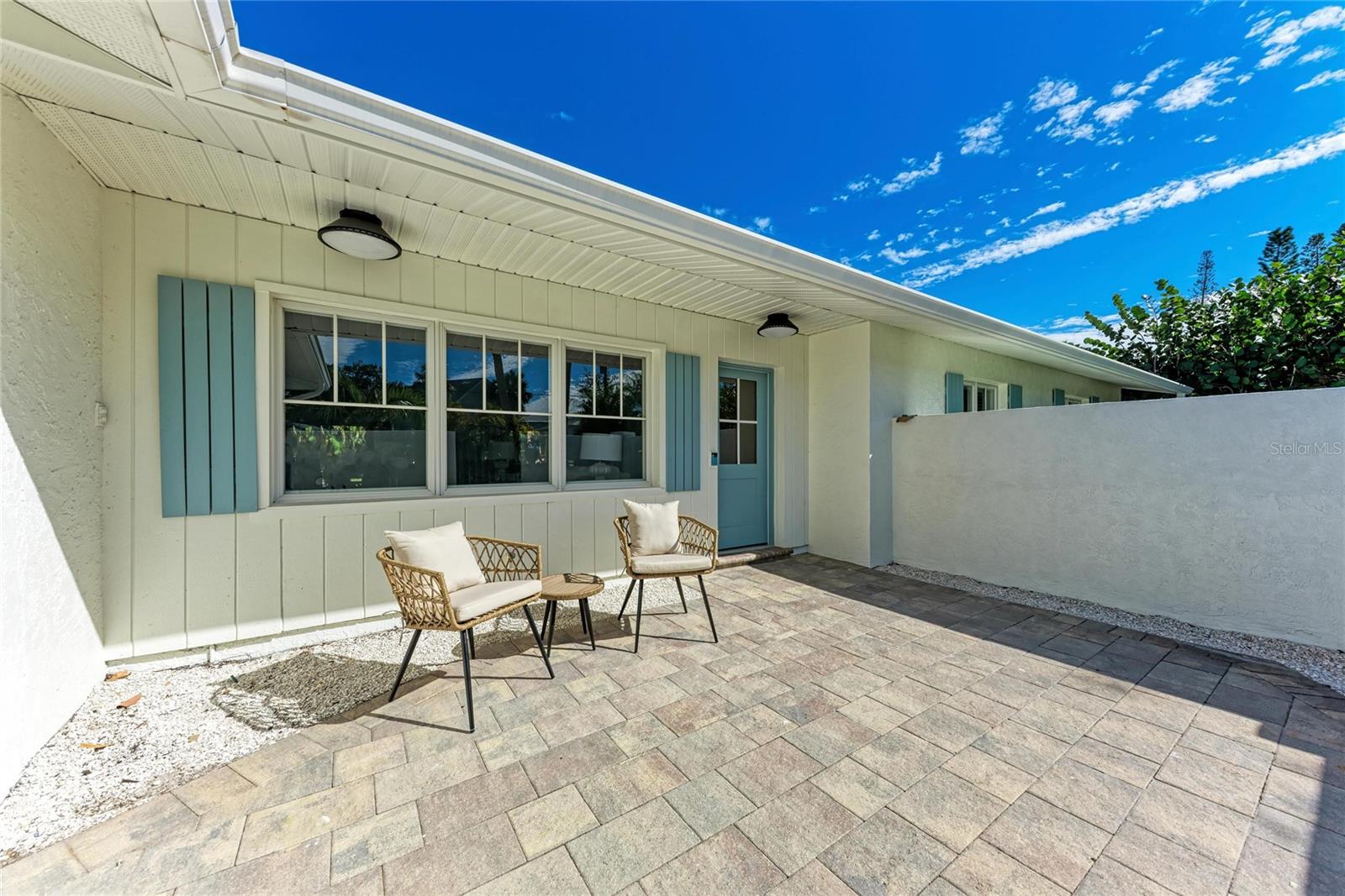 431 ISLAND CIR, SARASOTA, FL, 34242
