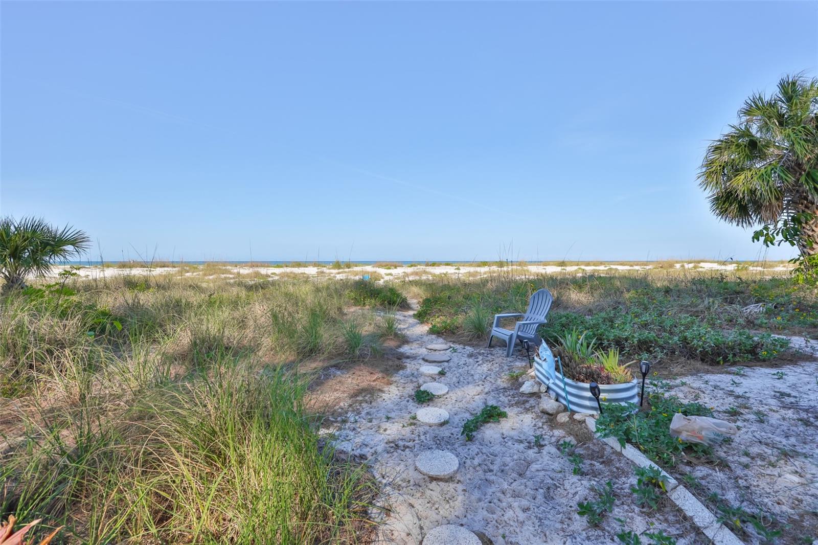 10220 GULF BLVD #1, TREASURE ISLAND, FL, 33706