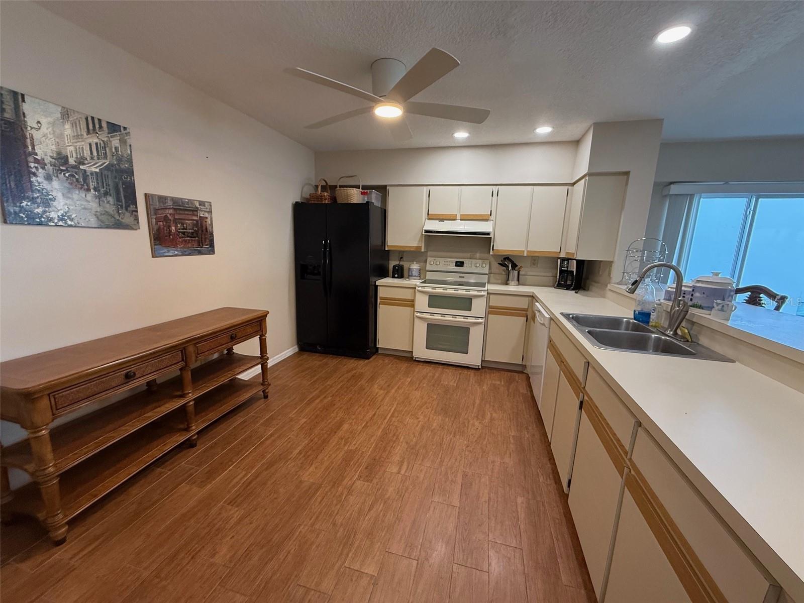 1477 PARK BEACH CIR #31, PUNTA GORDA, FL, 33950