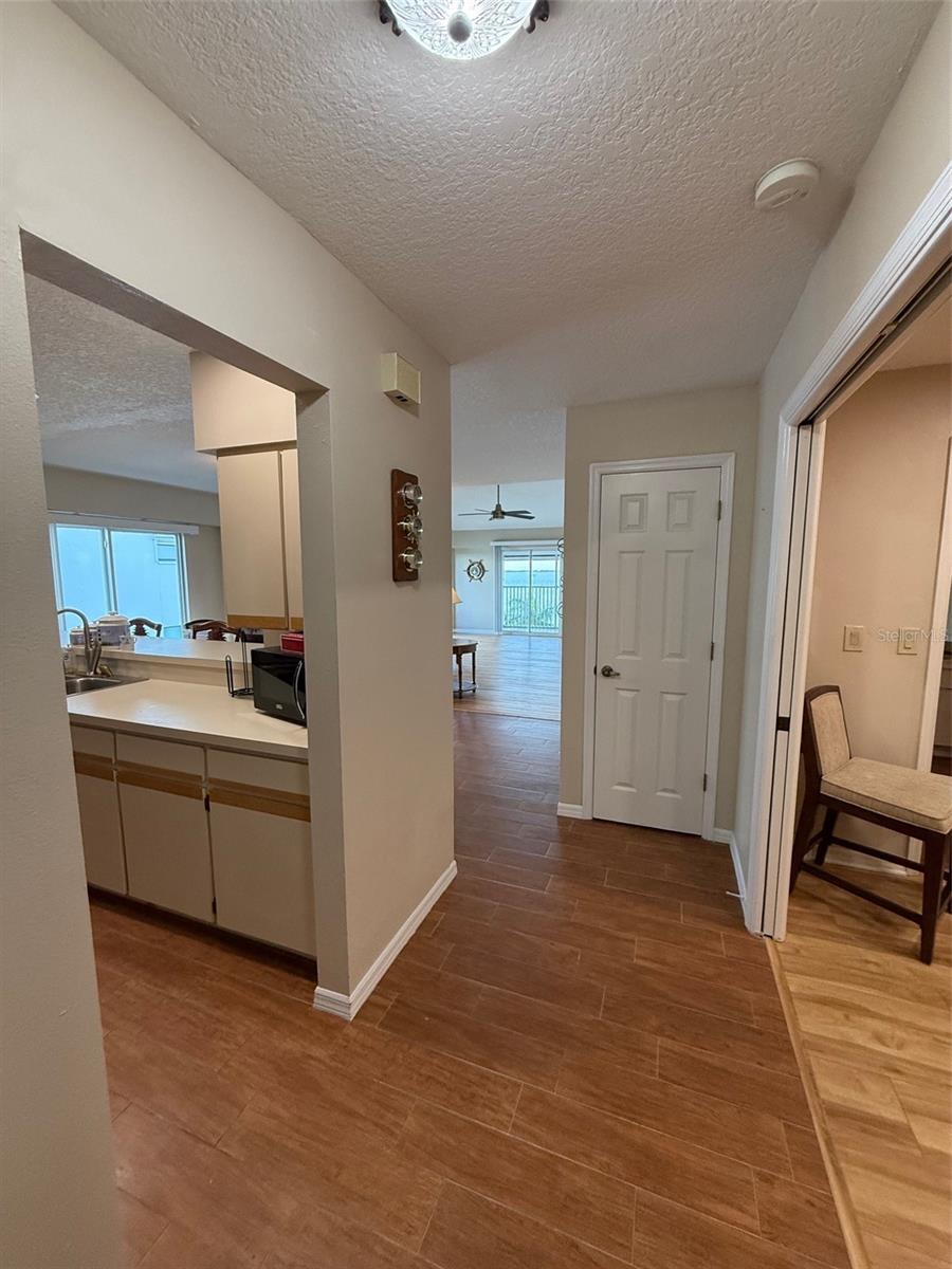 1477 PARK BEACH CIR #31, PUNTA GORDA, FL, 33950
