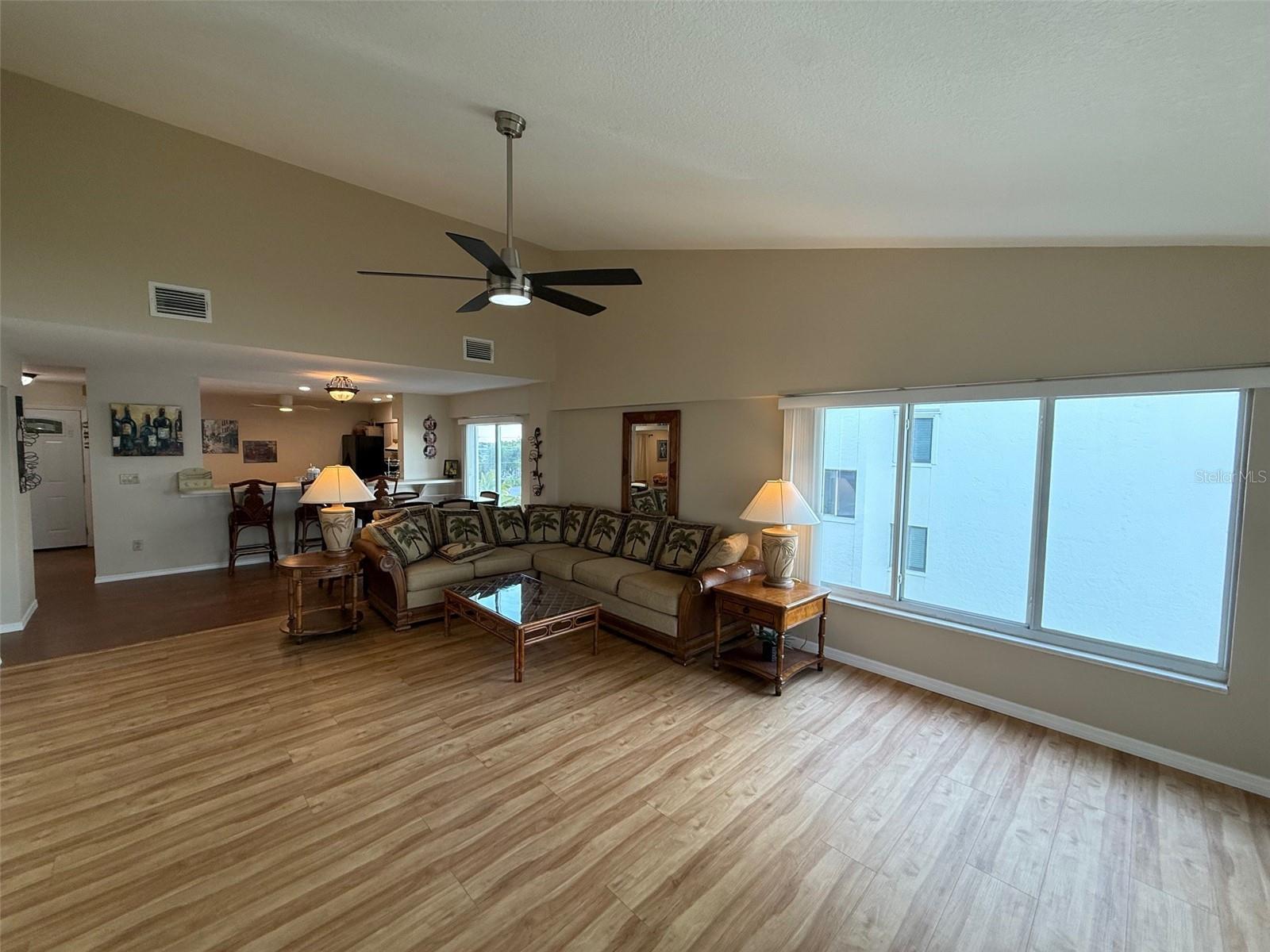 1477 PARK BEACH CIR #31, PUNTA GORDA, FL, 33950