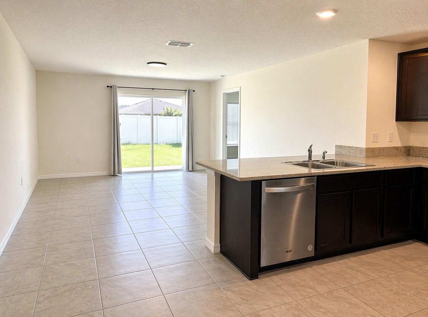 16511 MOSAIC OAR DR, WIMAUMA, FL, 33598