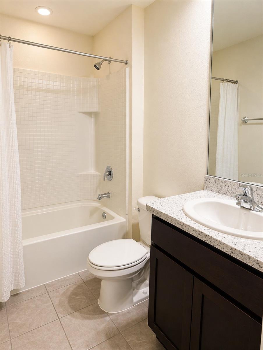 16511 MOSAIC OAR DR, WIMAUMA, FL, 33598