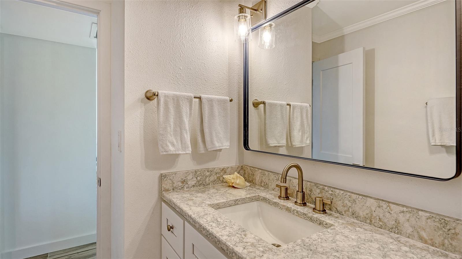 925 SPANISH DR N, LONGBOAT KEY, FL, 34228