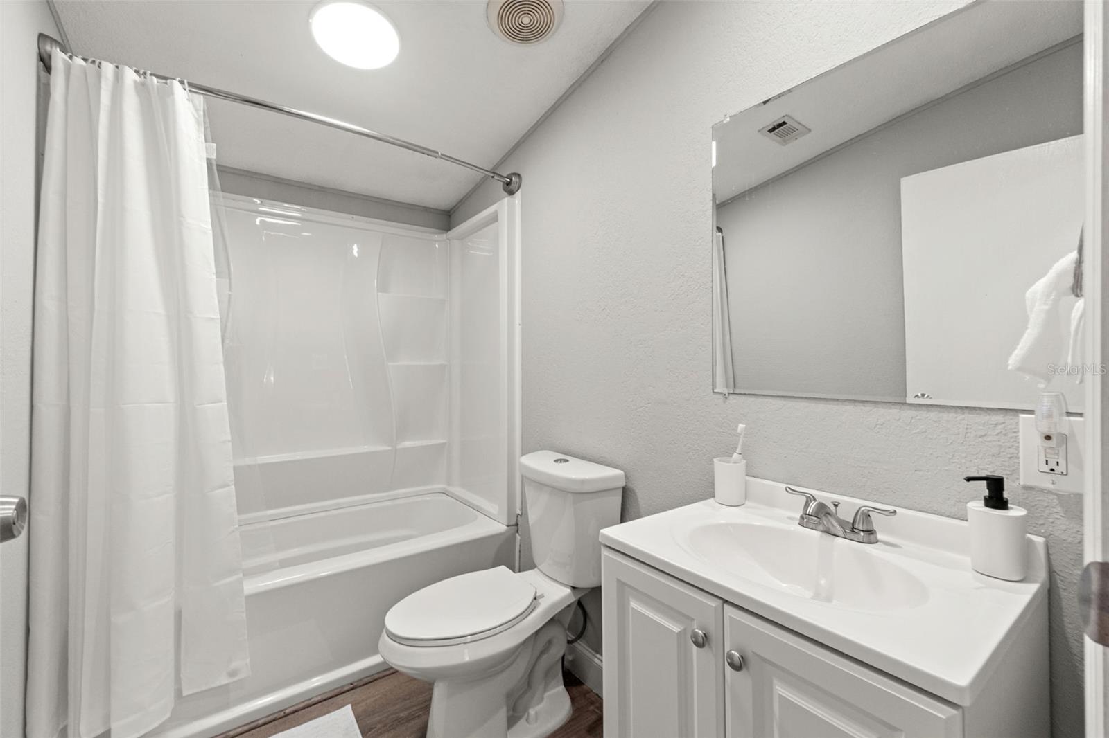 6886 W EDGEWOOD LN, HOMOSASSA, FL, 34448