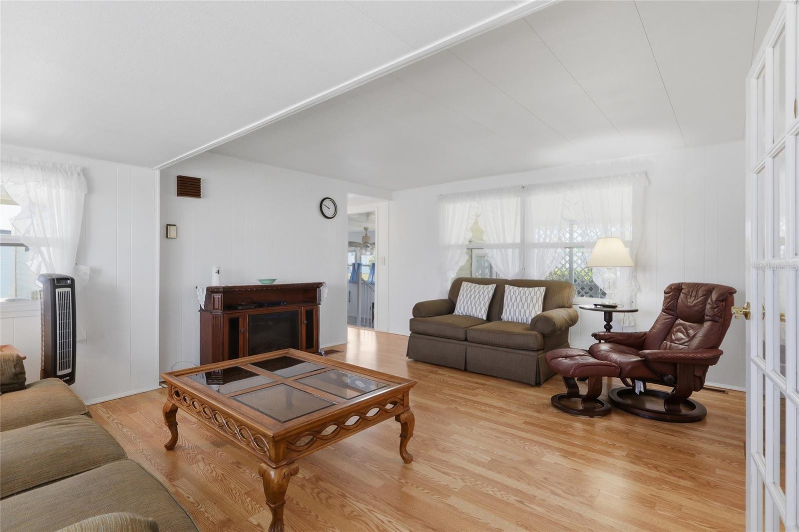 5246 AMANDA ST, ZEPHYRHILLS, FL, 33542