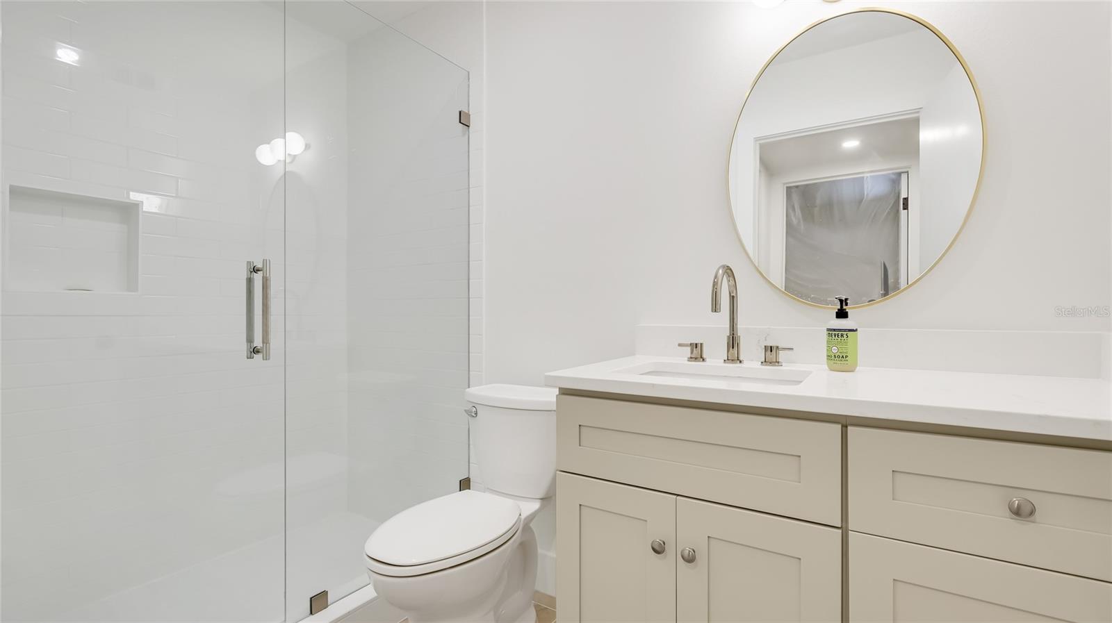 303 SPRINGDALE DR #303, BRADENTON, FL, 34210