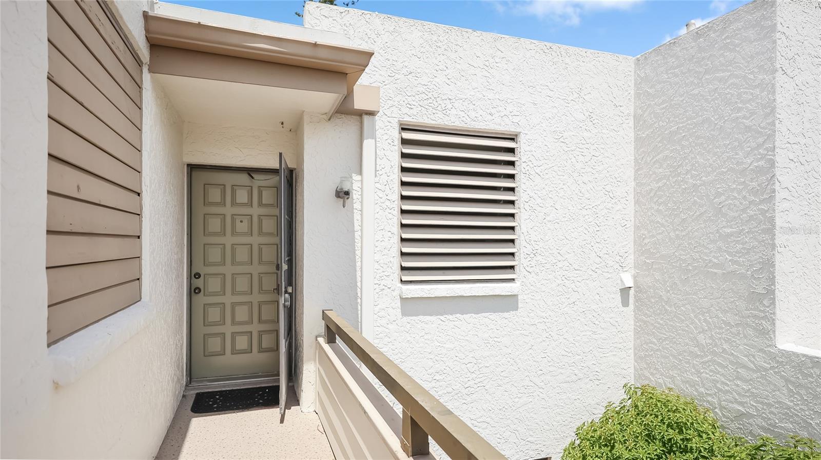 303 SPRINGDALE DR #303, BRADENTON, FL, 34210