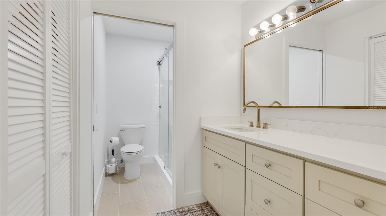 303 SPRINGDALE DR #303, BRADENTON, FL, 34210