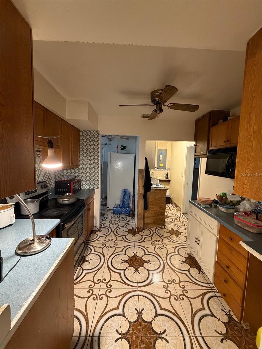 901 SHELDON AVE, LEHIGH ACRES, FL, 33936