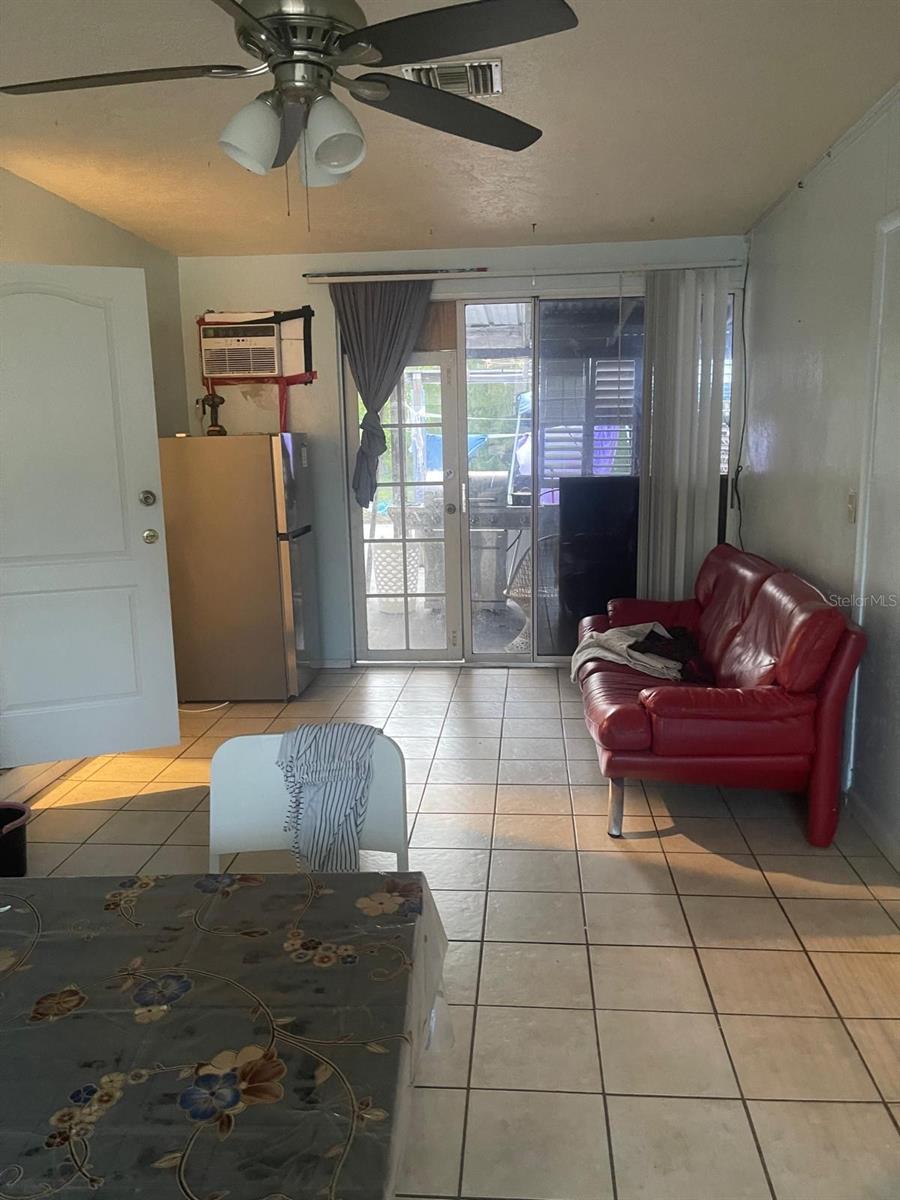 901 SHELDON AVE, LEHIGH ACRES, FL, 33936