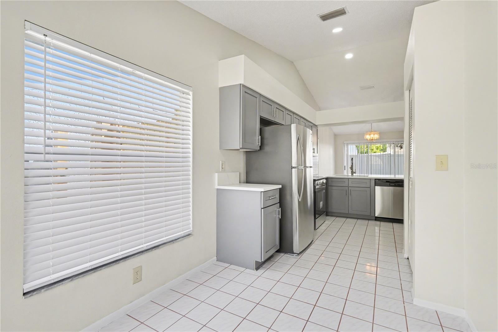 13618 LARAWAY DR, RIVERVIEW, FL, 33579