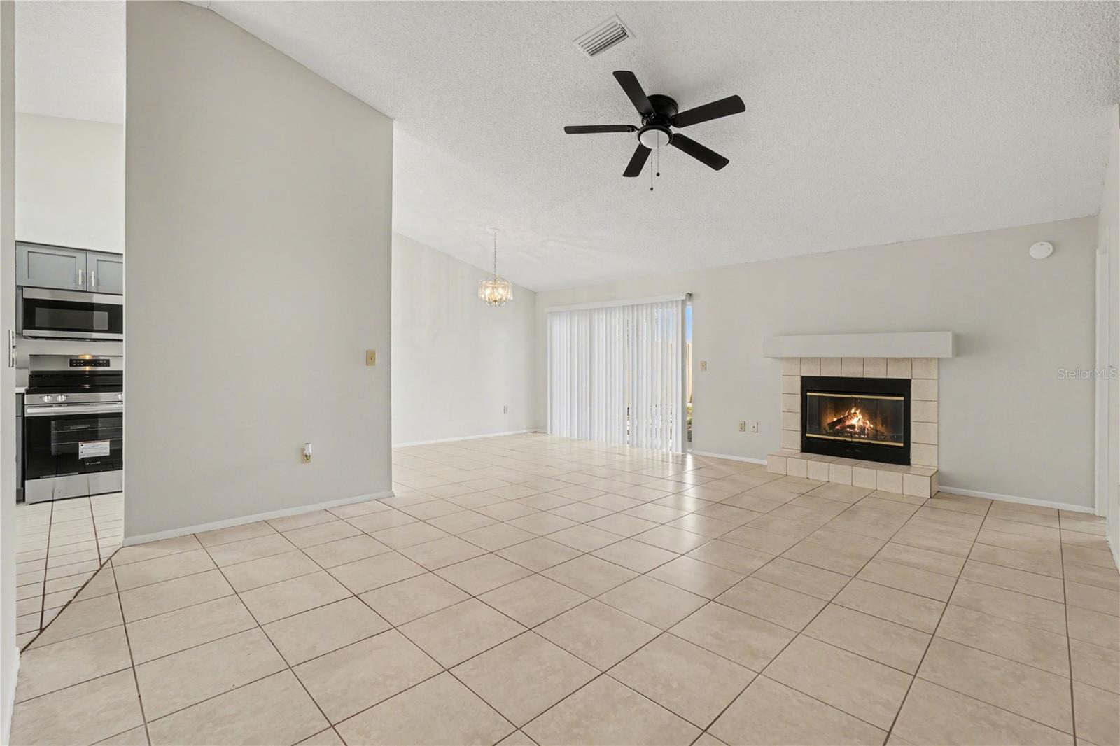 13618 LARAWAY DR, RIVERVIEW, FL, 33579