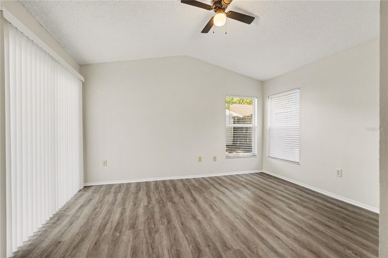 13618 LARAWAY DR, RIVERVIEW, FL, 33579