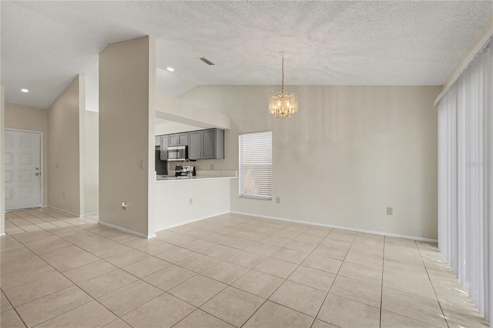 13618 LARAWAY DR, RIVERVIEW, FL, 33579