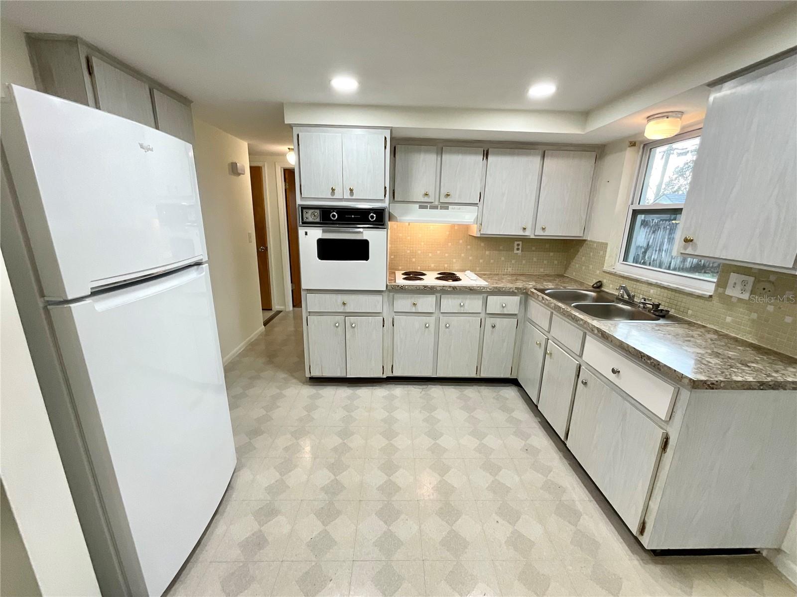 4810 FLORA AVE, HOLIDAY, FL, 34690