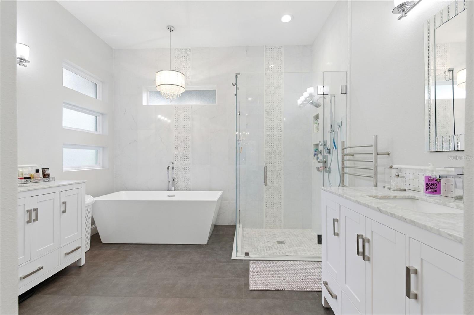19130 CENTRE ROSE BLVD, LUTZ, FL, 33558