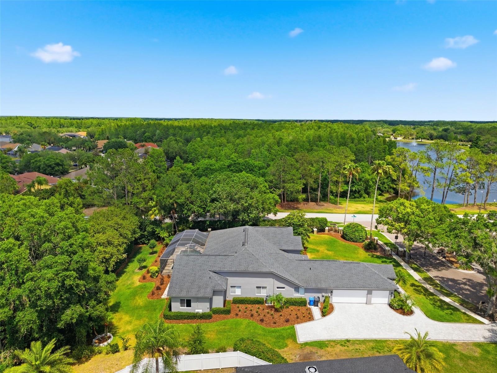 19130 CENTRE ROSE BLVD, LUTZ, FL, 33558