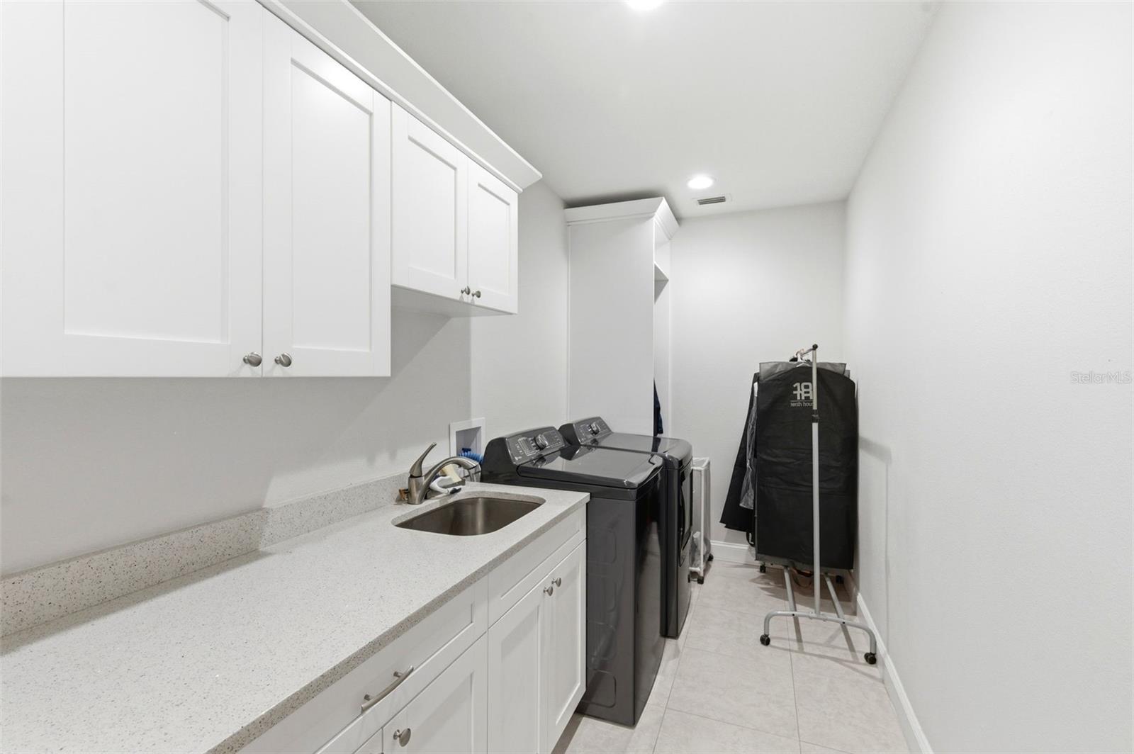 19130 CENTRE ROSE BLVD, LUTZ, FL, 33558