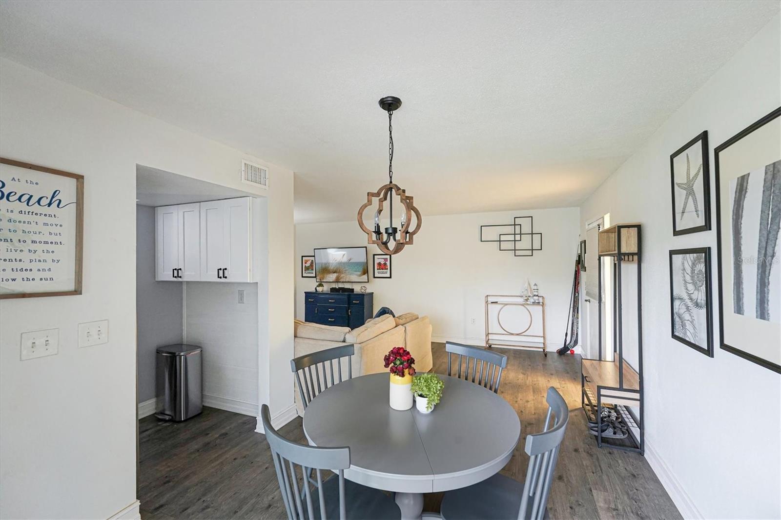 6100 12TH ST S #220, ST PETERSBURG, FL, 33705