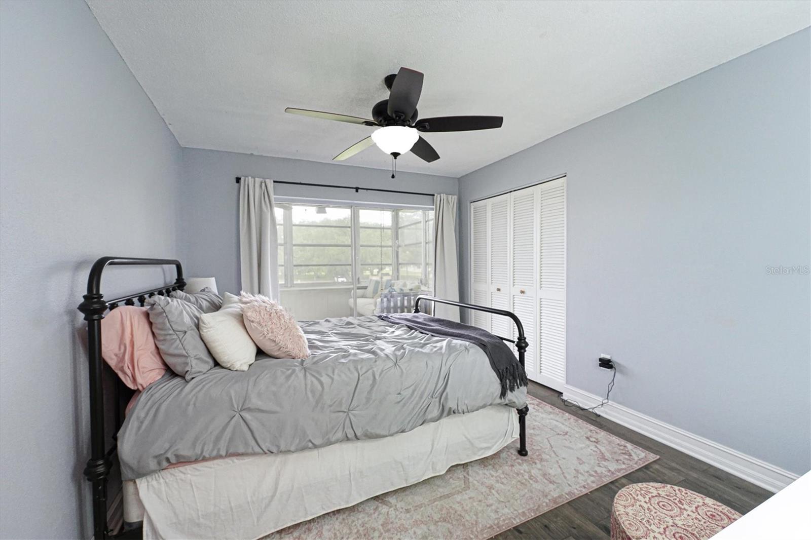 6100 12TH ST S #220, ST PETERSBURG, FL, 33705