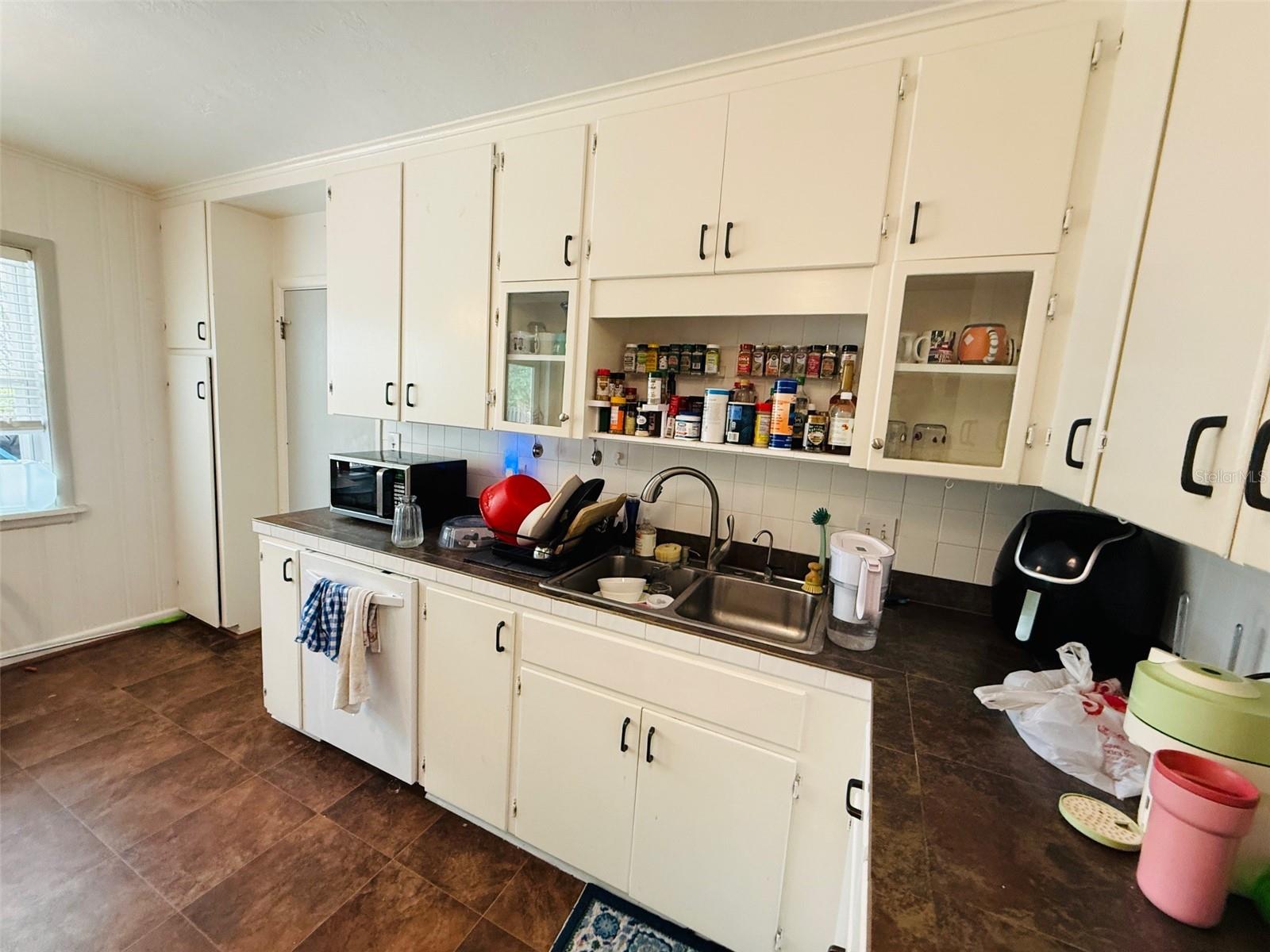 3028 NW 1ST AVE, GAINESVILLE, FL, 32607