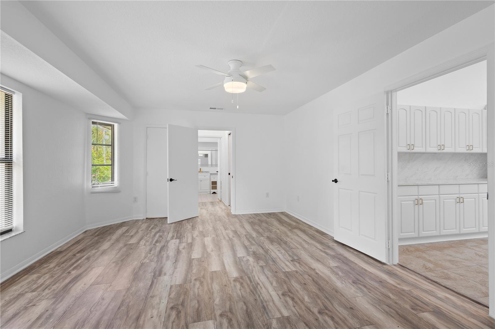 19723 MIDWAY BLVD, PORT CHARLOTTE, FL, 33948