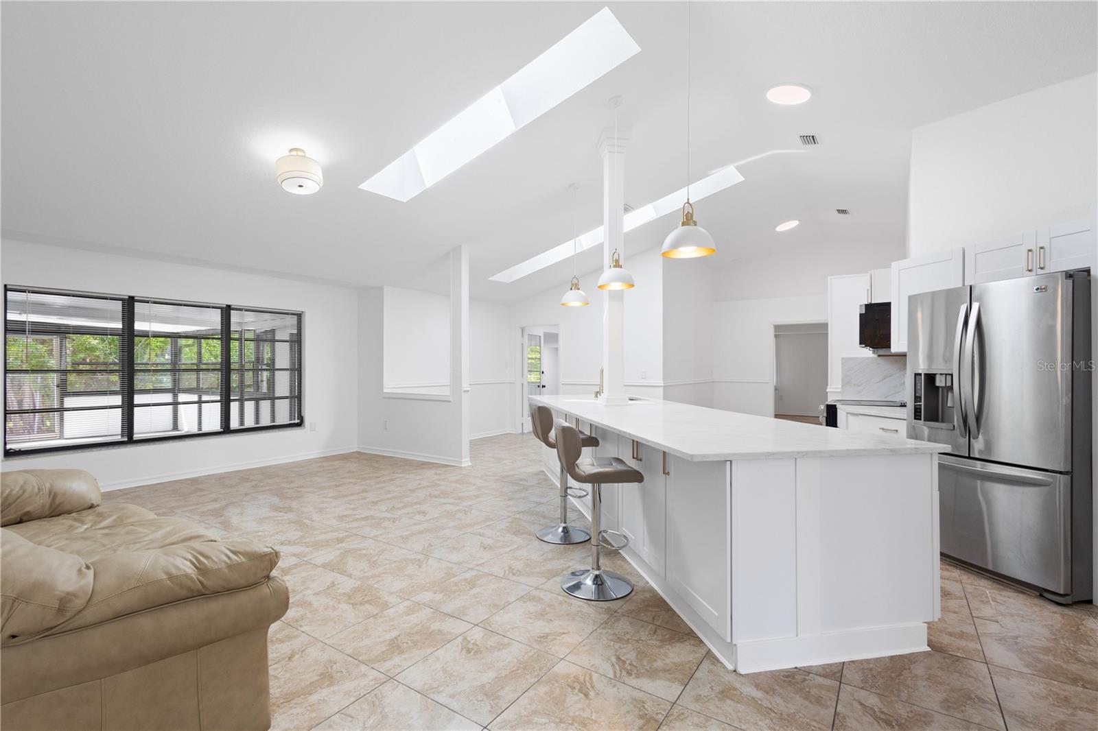 19723 MIDWAY BLVD, PORT CHARLOTTE, FL, 33948