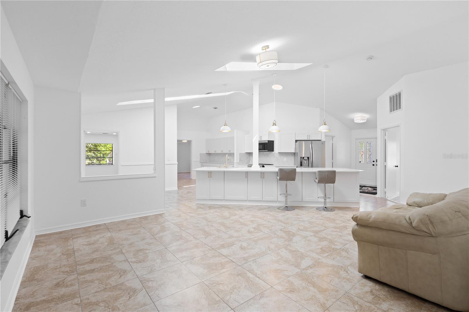 19723 MIDWAY BLVD, PORT CHARLOTTE, FL, 33948
