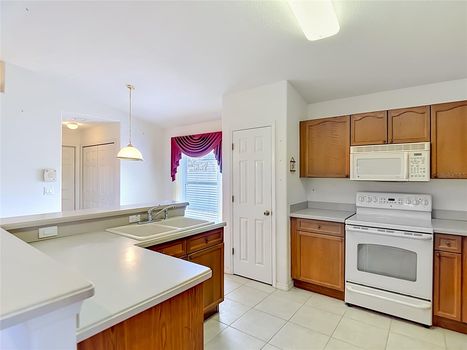 1440 BOLGER AVE, SPRING HILL, FL, 34609