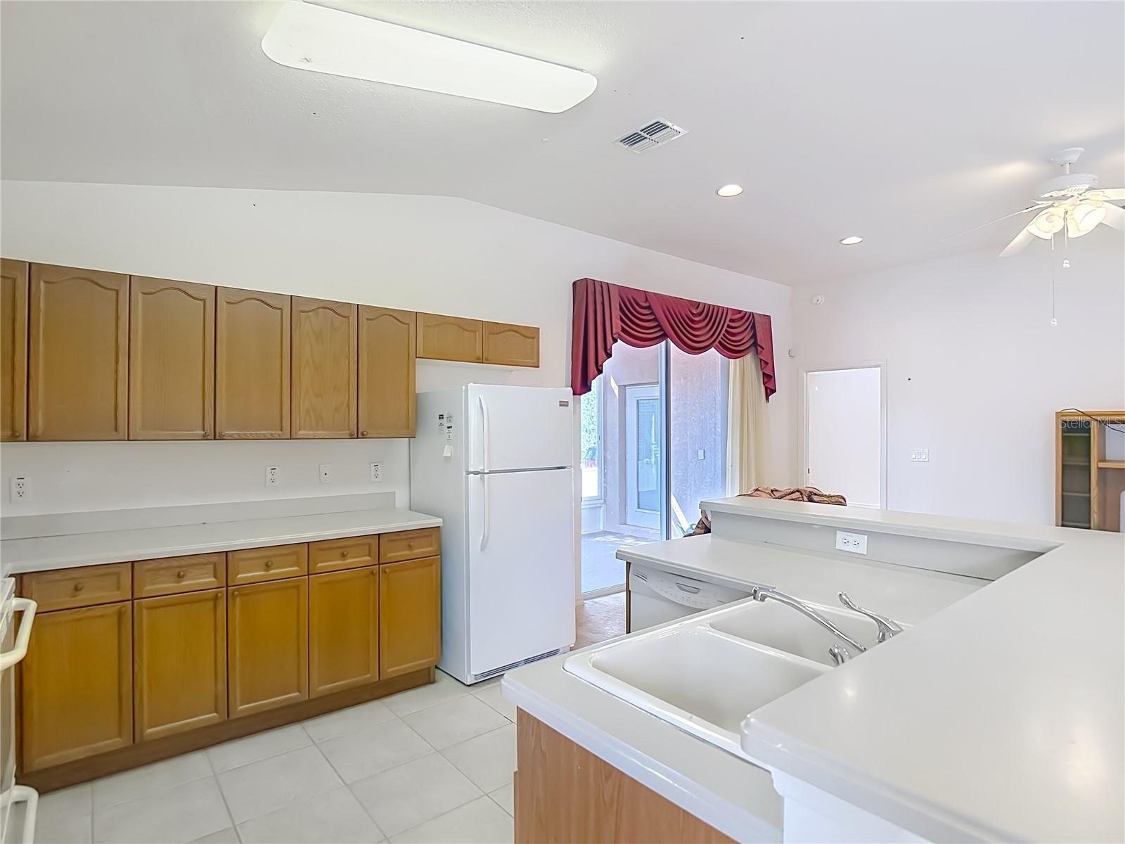 1440 BOLGER AVE, SPRING HILL, FL, 34609