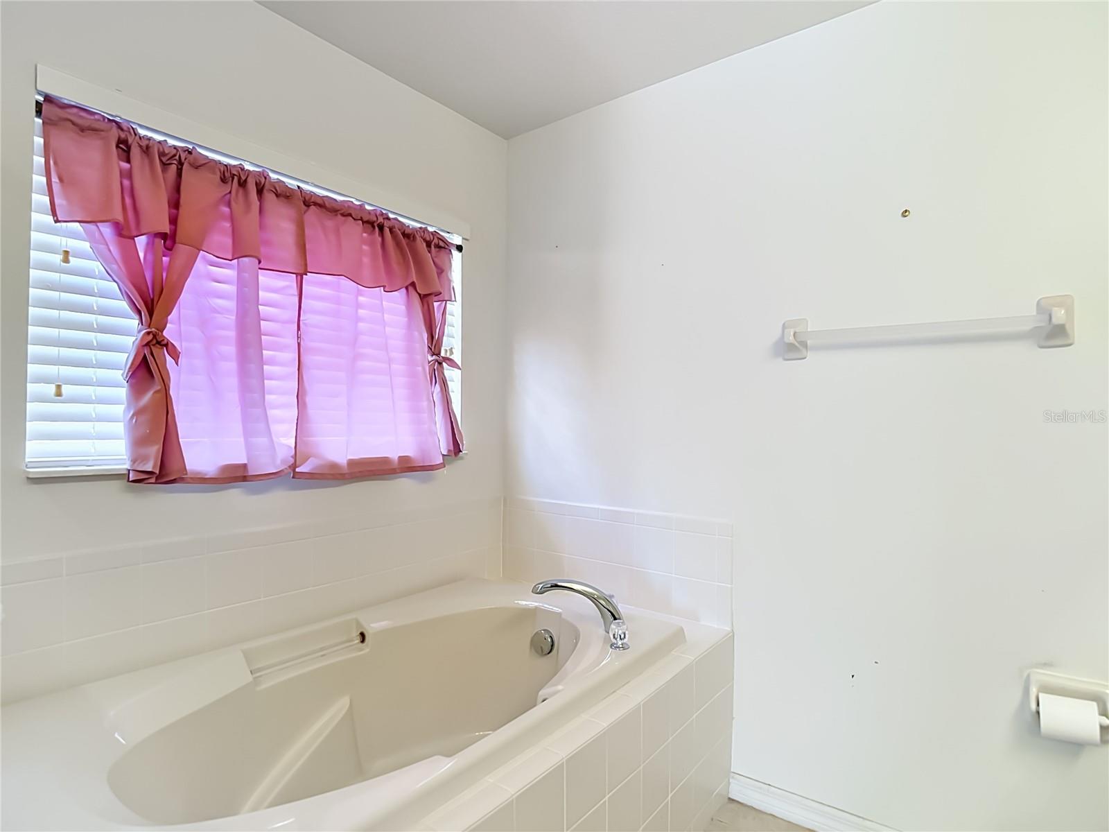 1440 BOLGER AVE, SPRING HILL, FL, 34609