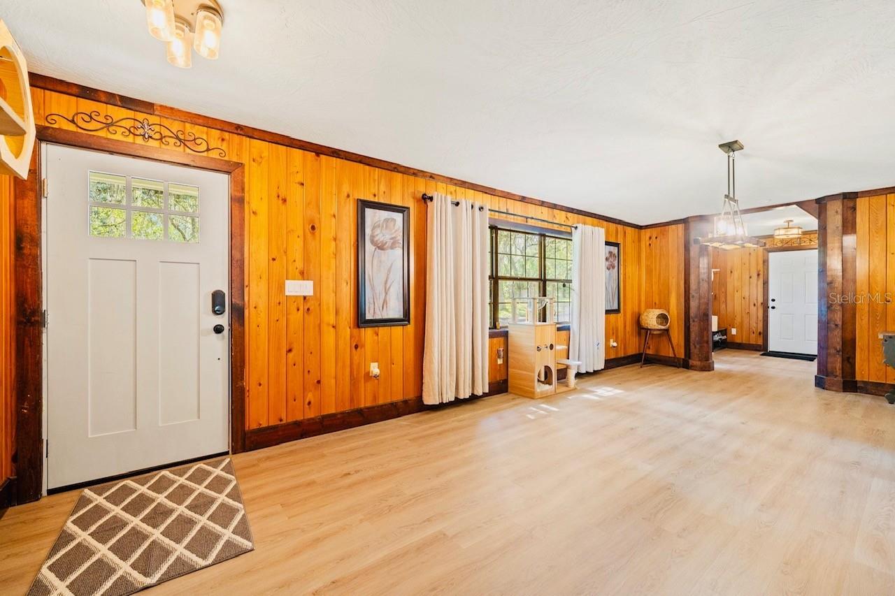 10245 E TRAILS END RD, FLORAL CITY, FL, 34436