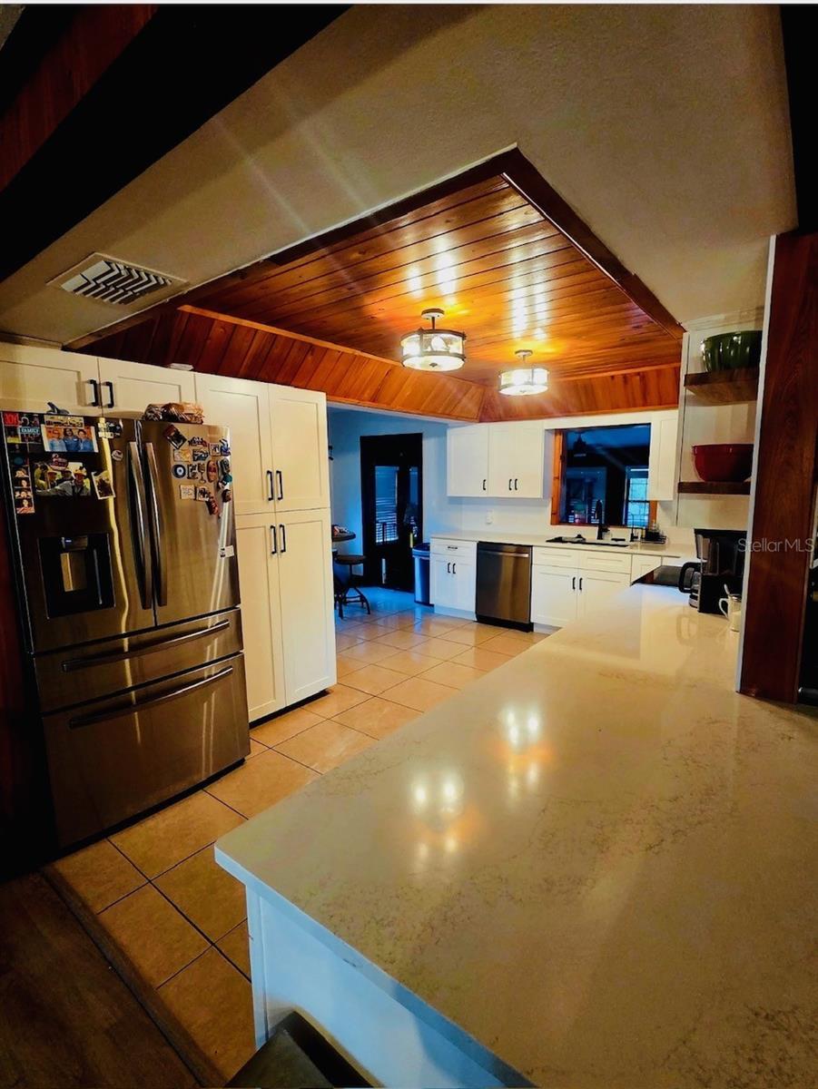 10245 E TRAILS END RD, FLORAL CITY, FL, 34436