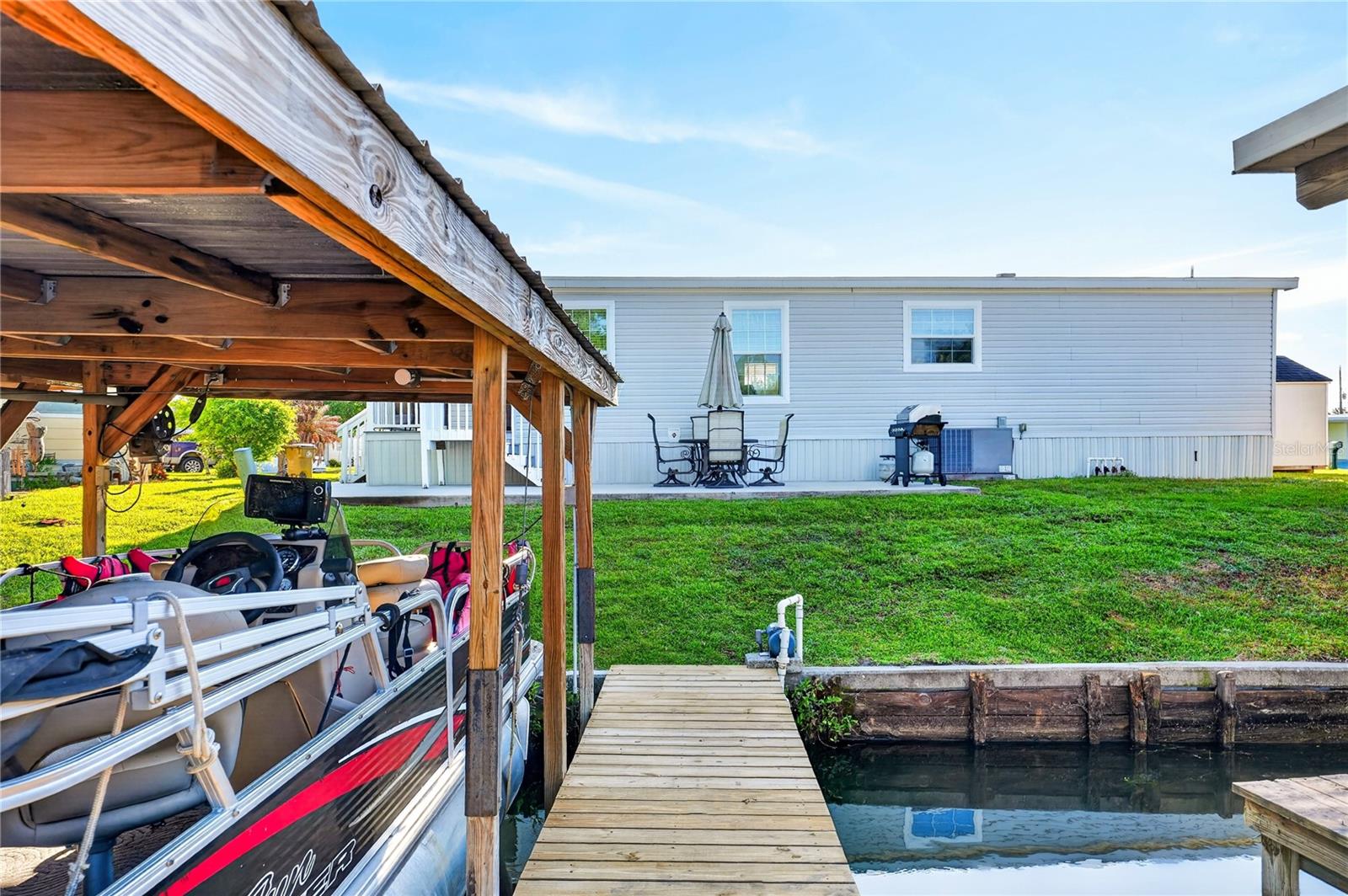 31609 TERRACE DR, TAVARES, FL, 32778