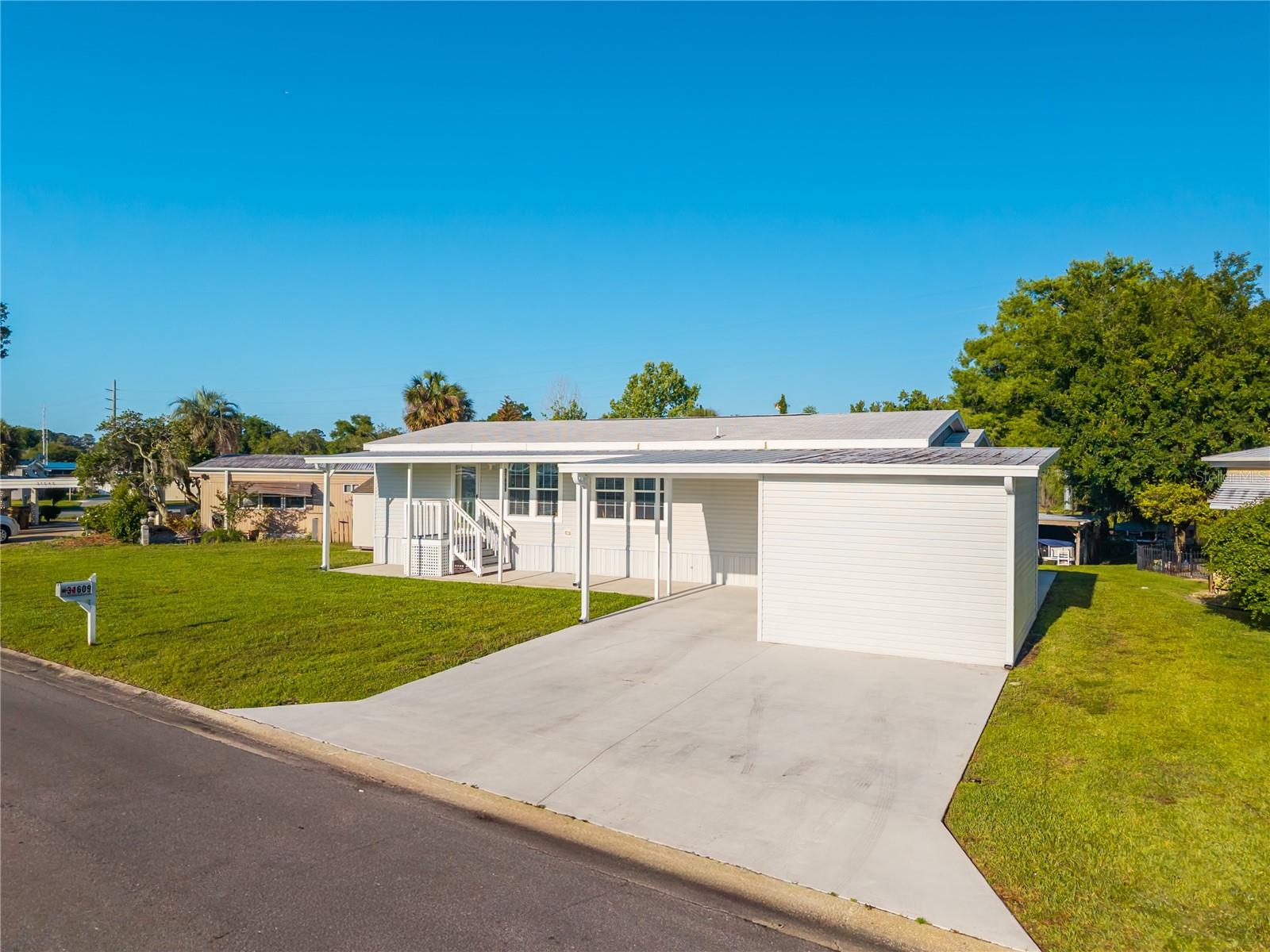 31609 TERRACE DR, TAVARES, FL, 32778