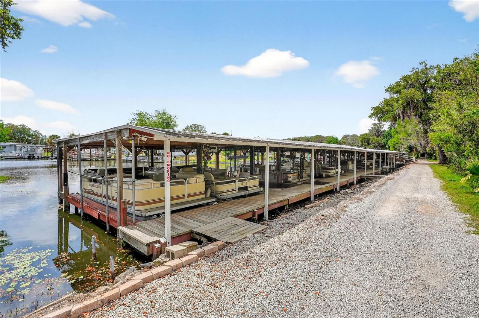 31609 TERRACE DR, TAVARES, FL, 32778