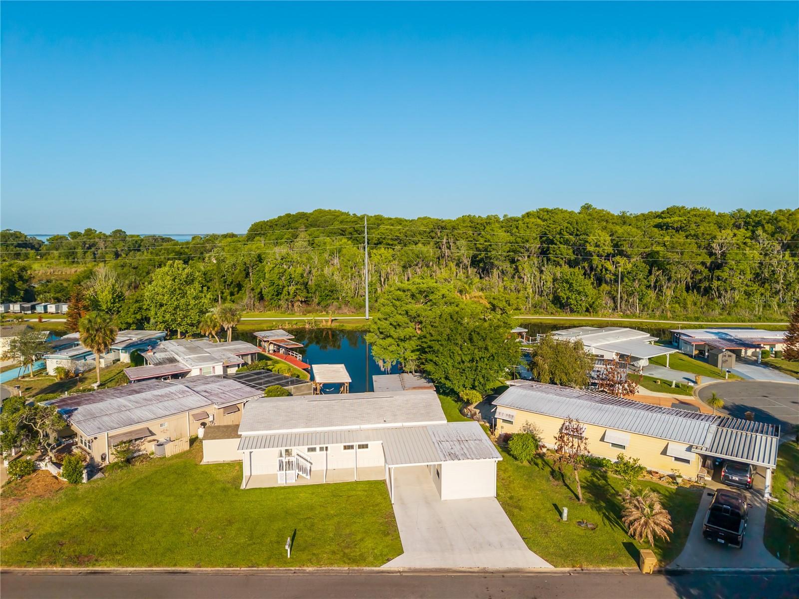 31609 TERRACE DR, TAVARES, FL, 32778