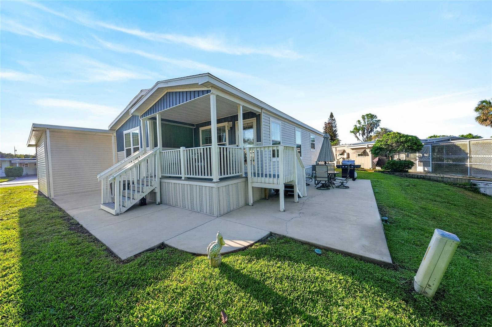 31609 TERRACE DR, TAVARES, FL, 32778