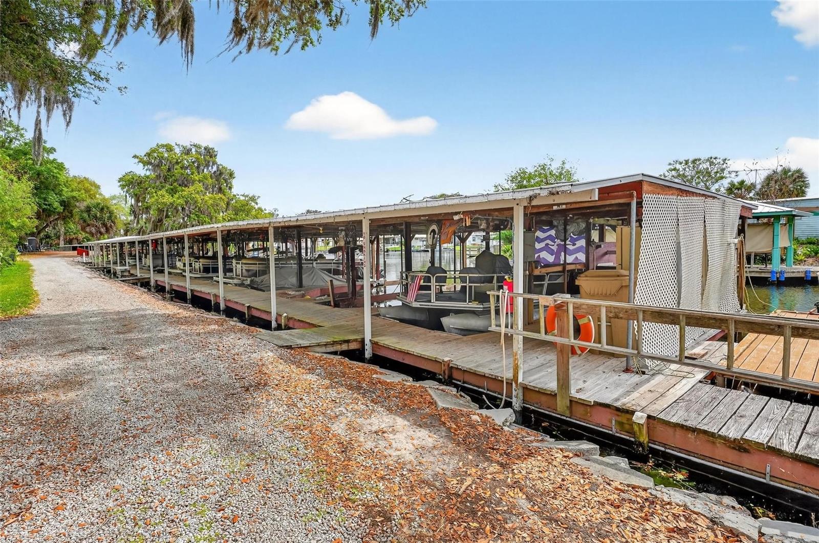 31609 TERRACE DR, TAVARES, FL, 32778