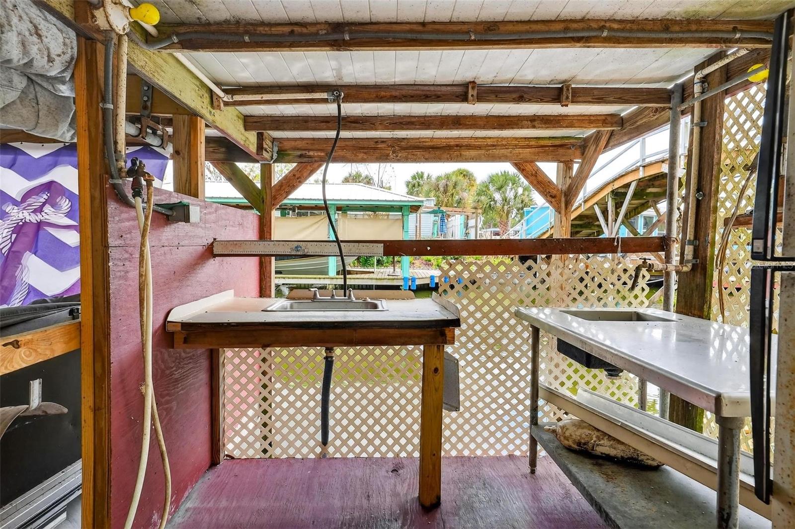 31609 TERRACE DR, TAVARES, FL, 32778