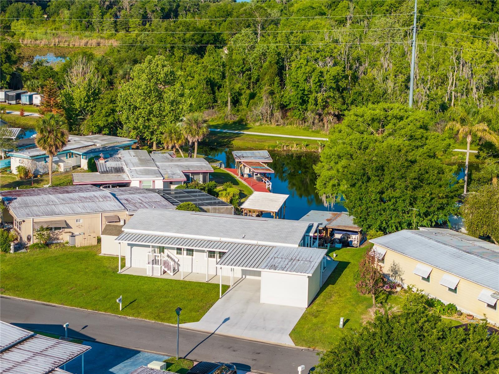 31609 TERRACE DR, TAVARES, FL, 32778